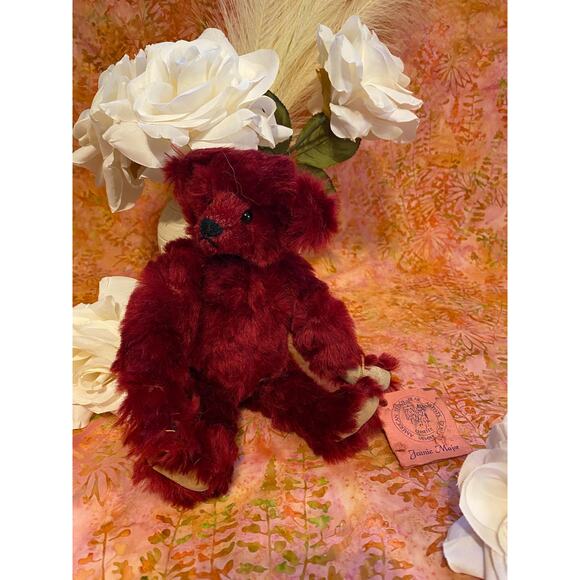 Artist Teddy Bear: Red Wine Mohair Holly Beary, 8" OOAK - Picture 4 of 8